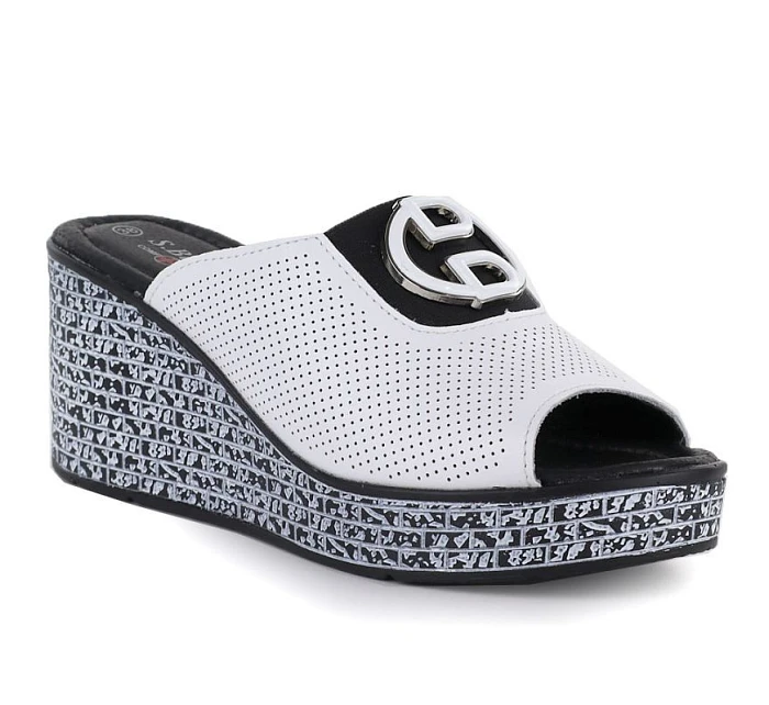 Dámské kožené žabky na platformě bílé S.Barski 7012