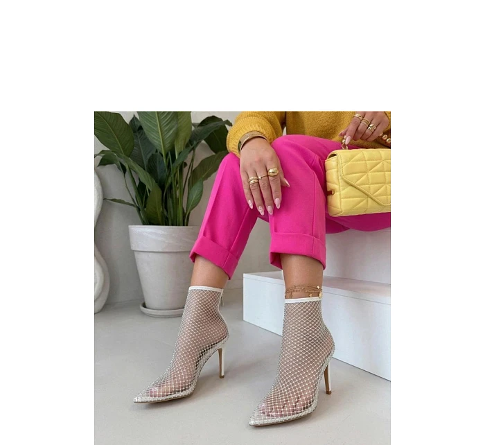 Boty na podpatku model 226570 Solea Boty na podpatku model 226570 Solea