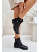 Zateplené Boty Na Plochém Podpatku Se Páskem Černé model 21675492 - EVENTO Zateplené Boty Na Plochém Podpatku Se Páskem Černé model 21675492 - EVENTO