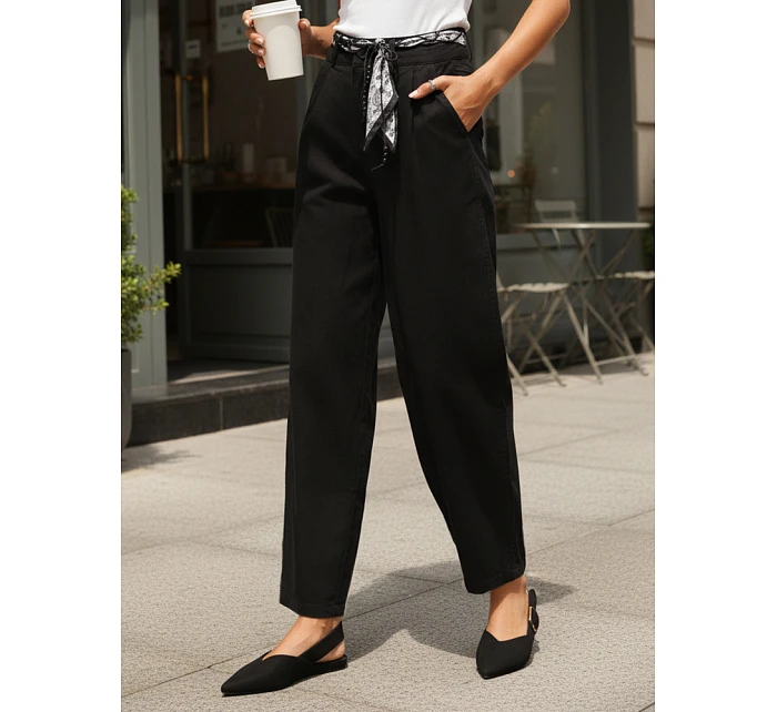 Dámské kalhoty s vysokým pasem a záševky černé FashionStreet UY2901