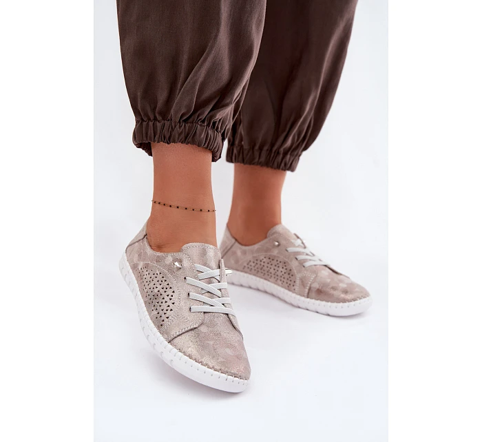 Dámské perforované polobotky z přírodního semiše model 22094952 - EVENTO Dámské perforované polobotky z přírodního semiše model 22094952 - EVENTO