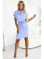 šaty s asymetrickou sukní a páskem model 21151834 - numoco šaty s asymetrickou sukní a páskem model 21151834 - numoco