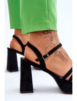 Dámské semišové sandály na platformě Černé model 21613994 - Boto Dámské semišové sandály na platformě Černé model 21613994 - Boto