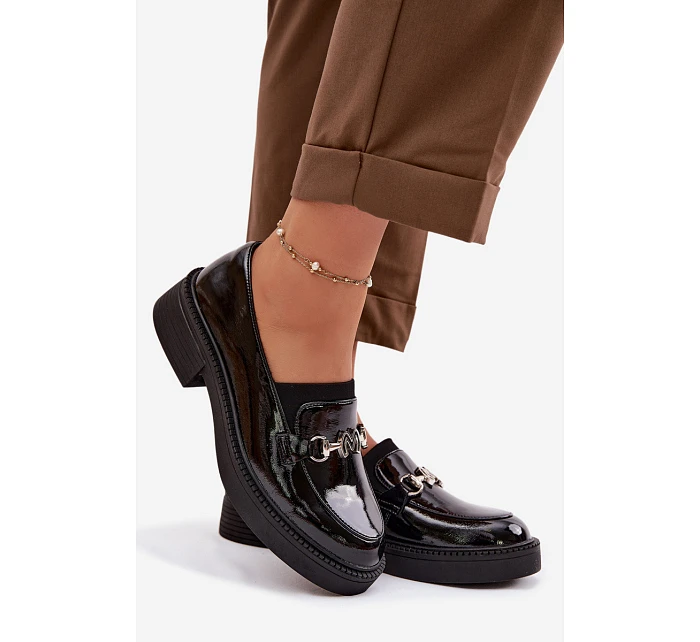 Kožené lakované mokasiny dámské s ozdobným detailem Vinceza 39985 černé