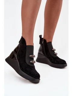 Boty na klínovém podpatku model 220505 Step in style