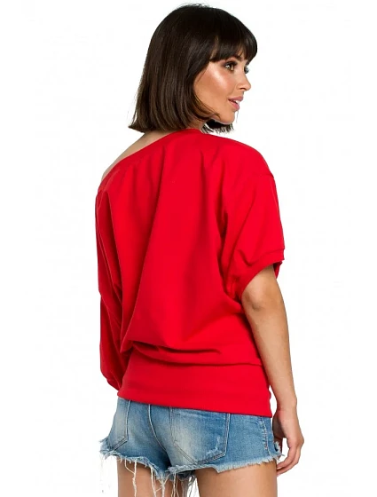 model 18001816 Halenka nadměrné velikosti se zavinovacími detaily červená - BeWear model 18001816 Halenka nadměrné velikosti se zavinovacími detaily červená - BeWear