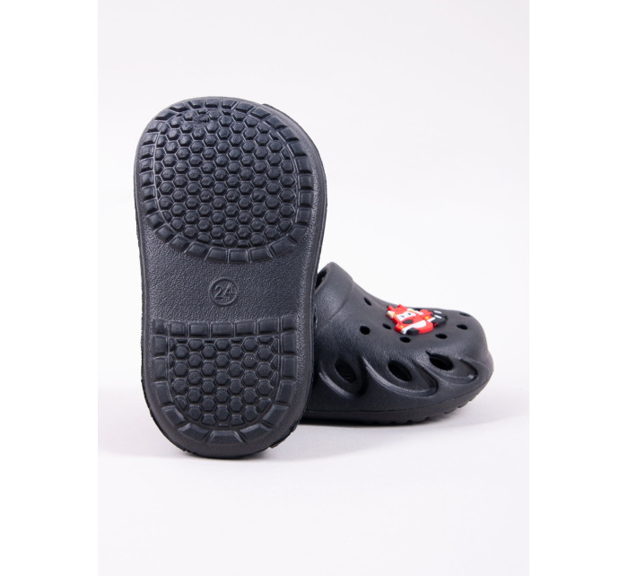 Chlapecké boty model 18842507 černé - Yoclub