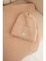 Dámská souprava s čepicí a šálou z měkké pleteniny béžová