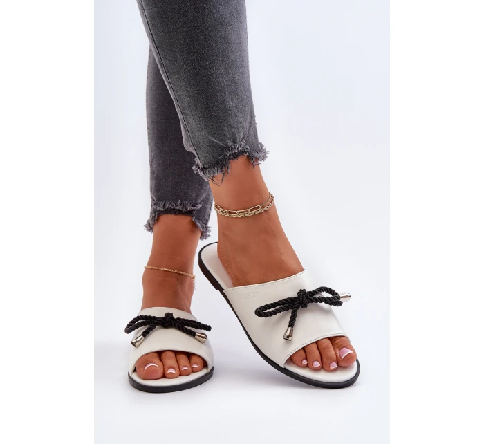 Dámské sandály z eko kůže Big Star NN274067 Bílé Dámské sandály z eko kůže Big Star NN274067 Bílé