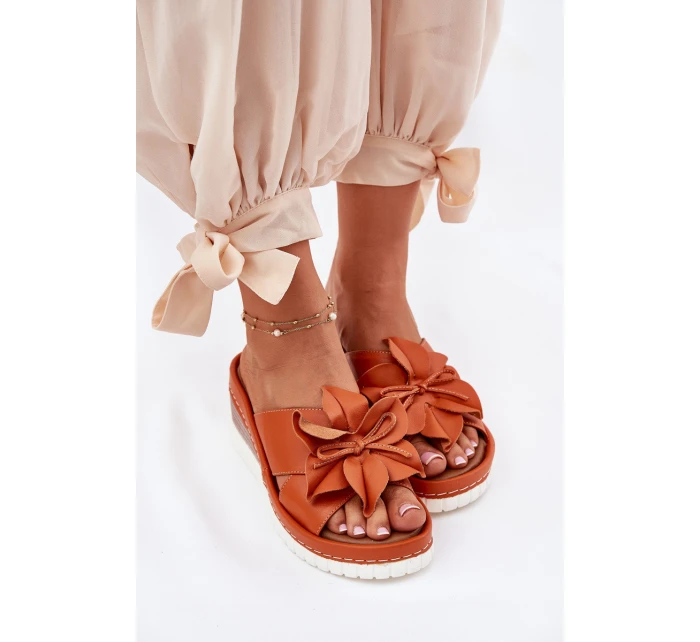 Kožené Dámské Sandály Na Klínu S Dekorativním  Oranžové model 21693589 - Artiker