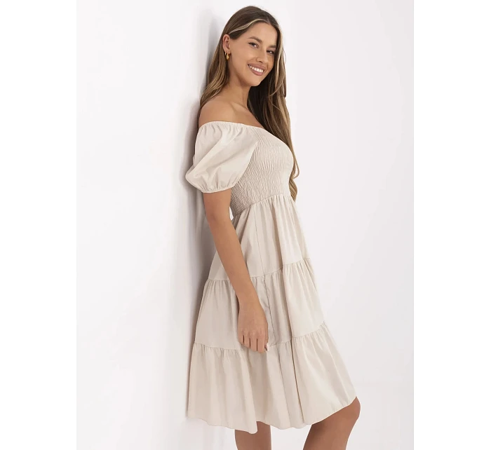 Sukienka MI SK model 21142059 beżowy - FPrice