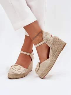 Dámské Sandály Na Klínu S Pletením A  Béžové model 21700165 - Boto