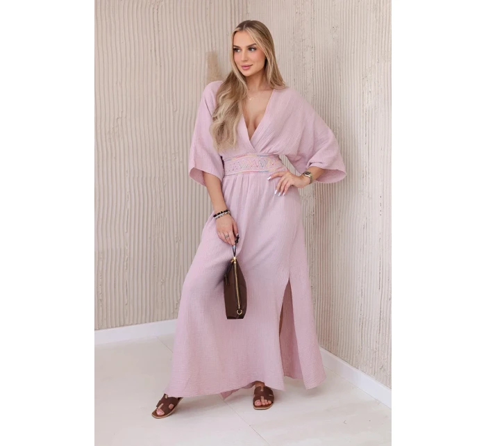 Mušelínové šaty s výšivkou v pase tmavě růžová