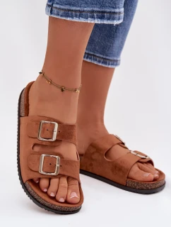 Dámské pantofle s přezkami Camel model 21943304 - Boto