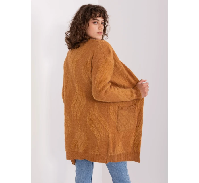 Sweter AT SW model 19014671 camelowy - FPrice Sweter AT SW model 19014671 camelowy - FPrice