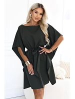 287-46 SOFIA Dámské šaty typu „motýl“ s vázáním v pase – tmavě khaki