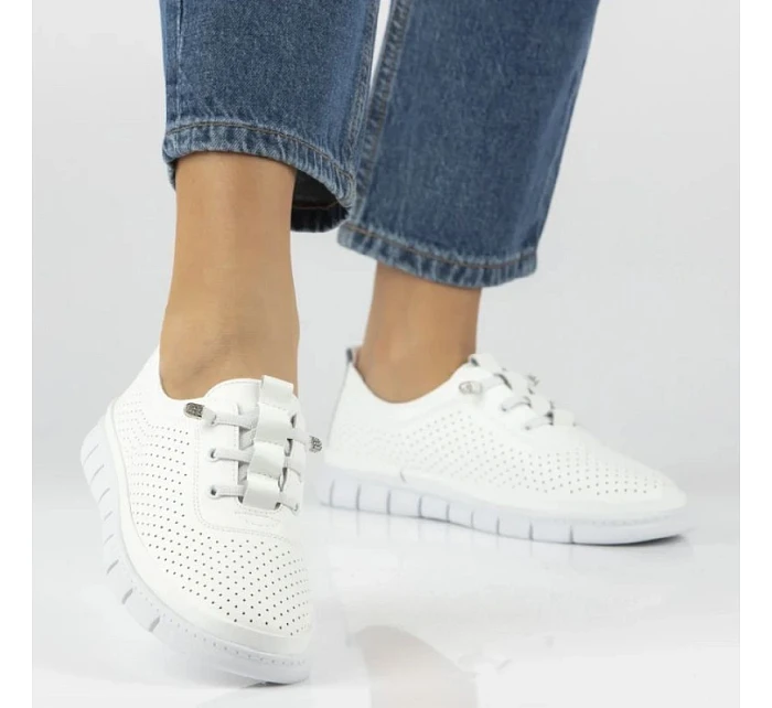 Dámské kožené ažurové polobotky Filippo DP7671