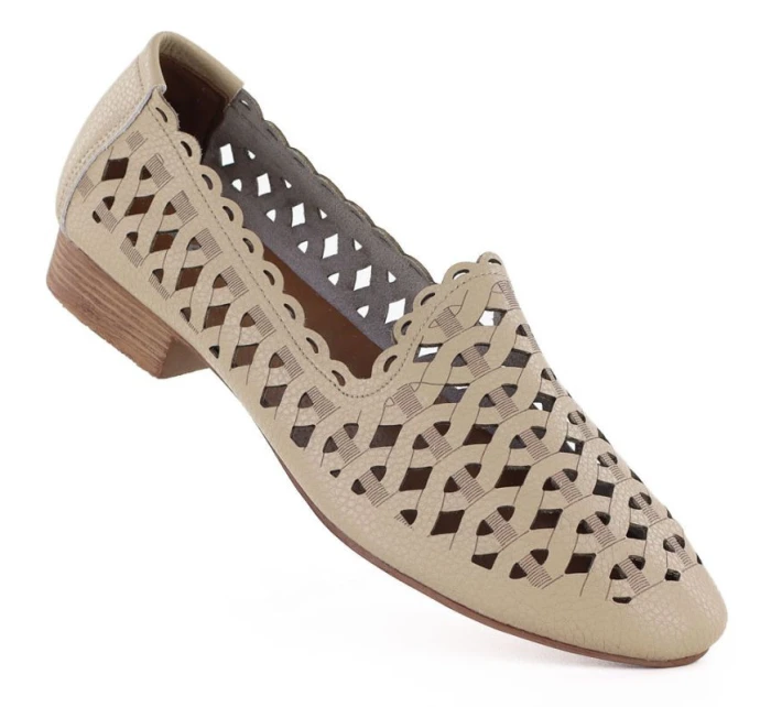 Dámské kožené ažurové béžové polobotky Jezzi OL50-1