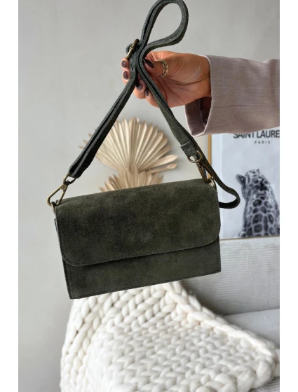 Kožená kabelka z pravé semišové kůže tmavě zelená model 21728367 - Boto