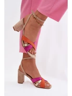 Dámské sandály na podpatku s pásky Eko semiš Béžové model 21937467 - Boto