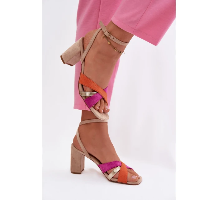 Dámské sandály na podpatku s pásky Eko semiš Béžové model 21937467 - Boto