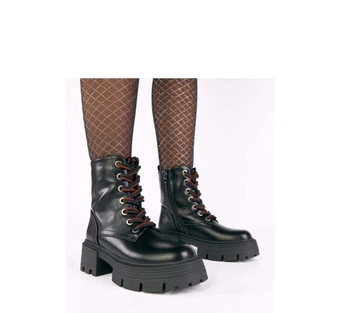 Boty na široké podrážce  model 221643 Solea