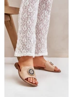 Kožené Pantofle S Dekorací Na Plochém Podpatku Béžové Lewski model 21682238 - Boto Kožené Pantofle S Dekorací Na Plochém Podpatku Béžové Lewski model 21682238 - Boto