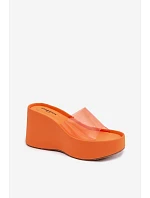 Dámské nazouváky na platformě s průhledným páskem Oranžové Zolretia Dámské nazouváky na platformě s průhledným páskem Oranžové Zolretia