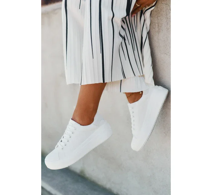 Dámské plátěné tenisky na platformě Big Star – bílé Dámské plátěné tenisky na platformě Big Star – bílé