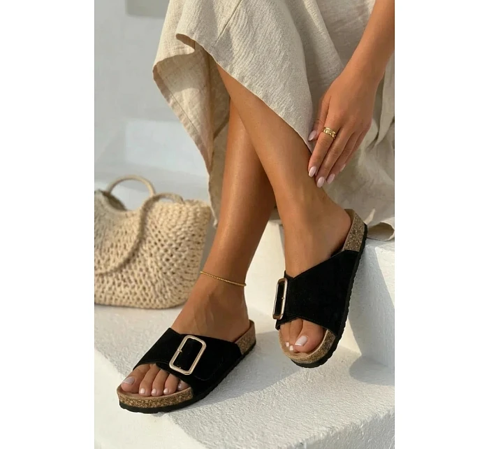 Kožené semišové dámské pantofle s přezkou černé Beryl