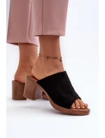 Elegantní Lehké Dámské Sandály Na Podpatku Béžové Varnila Elegantní Lehké Dámské Sandály Na Podpatku Béžové Varnila