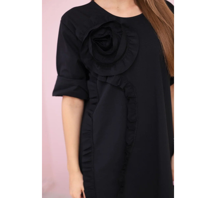Šaty s ozdobnou květinou černé