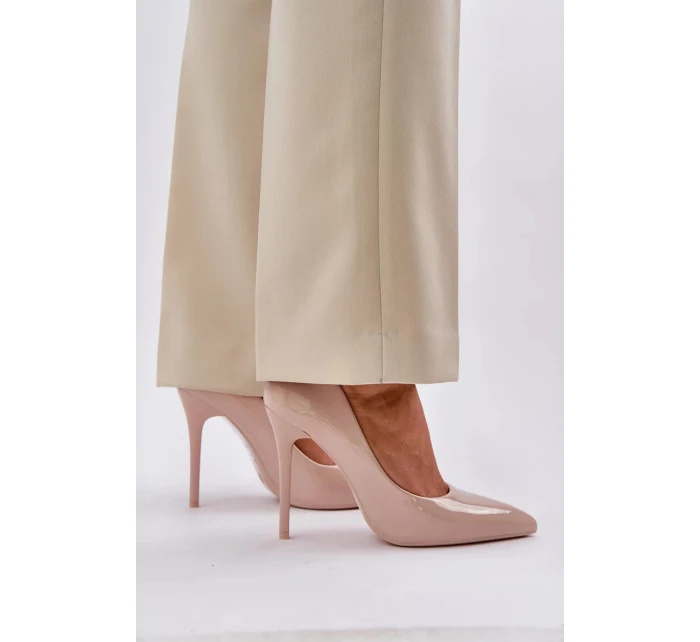 Lakované lodičky se špičatou špičkou Vizana – béžové Lakované lodičky se špičatou špičkou Vizana – béžové