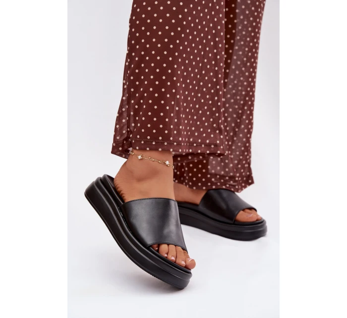 Dámské nazouváky na platformě Černé model 21918978 - Boto