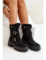 Dámské botky na masivním podpatku s přezkami a páskem černé model 21670399 - Boto Dámské botky na masivním podpatku s přezkami a páskem černé model 21670399 - Boto