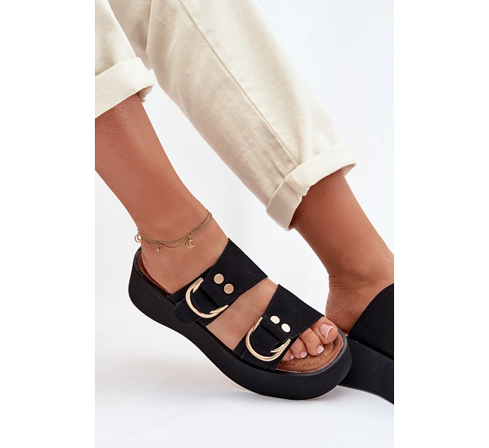 Dámské sandály se zlatými sponami Černé model 22039857 - Boto