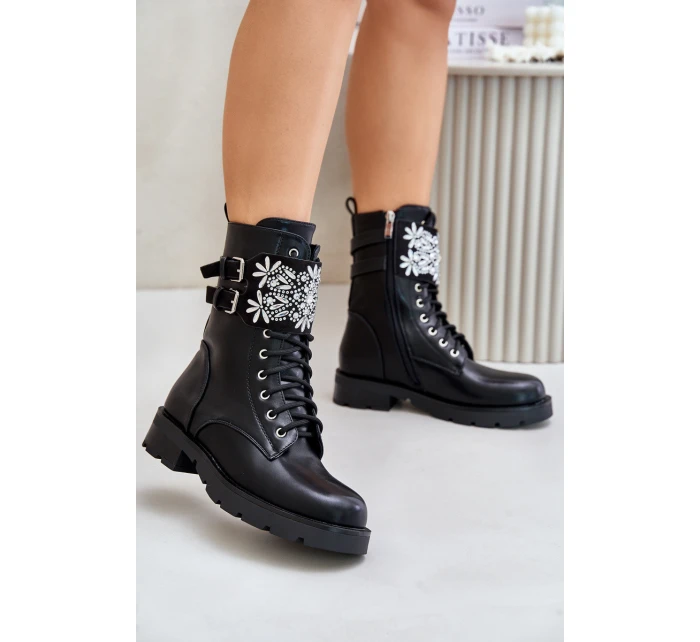Zateplené pracovní boty s ozdobným pásem a přezkami černé model 21675949 - Boto Zateplené pracovní boty s ozdobným pásem a přezkami černé model 21675949 - Boto