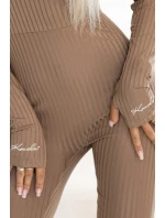 a elegantní žebrovaný dámský overal s výstřihem model 21439596 - kocula