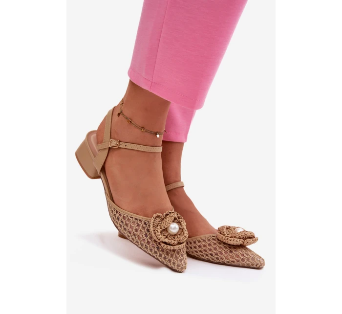Dámské sandály na klínku s ozdobným detailem tmavě béžové Vionessa