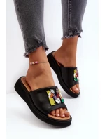 Dámské kožené pantofle s černým zdobením Asames