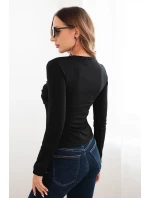Dámská blůza z viskózy model 21468688 s řasením a broží černá - K-Fashion