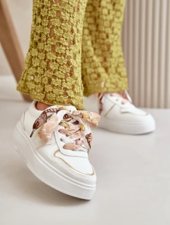 Dámské Tenisky Na Platformě S Dekorativním Šněrováním Bílé model 21667745 - Boto