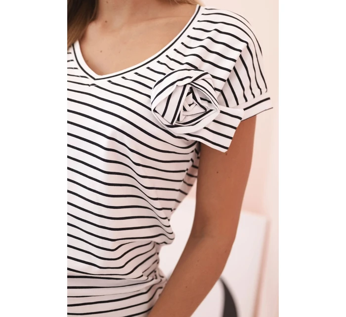 Dámská bavlněná blůza s pruhy a výstřihem do V černá