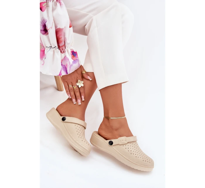 Pěnové Pantofle Dámské Béžové model 21703196 - EVENTO Pěnové Pantofle Dámské Béžové model 21703196 - EVENTO