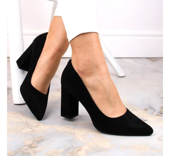 Dámské černé semišové lodičky na jehlovém podpatku W  model 21777510 - SERGIO LEONE