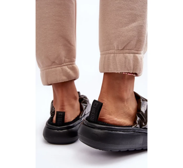 Lesklé dámské pantofle Black Big Star Lesklé dámské pantofle Black Big Star