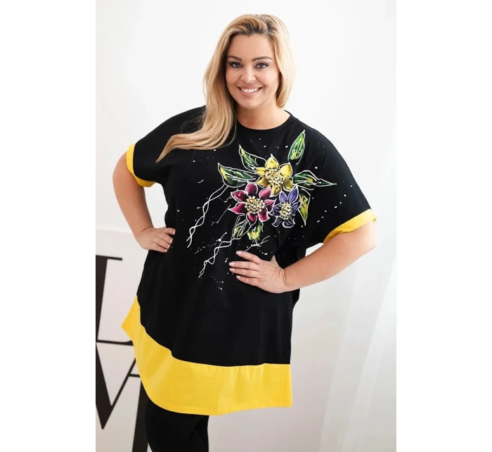 Dámská tunika Plus Size s květinovým vzorem a ozdobnými perličkami žlutá