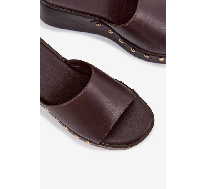 Dámské pantofle na platformě 78-200 Tmavě hnědá - Stephan Paris