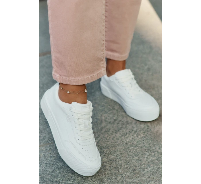 Nízké sneakersy z eko kůže Big Star RR274303 Bílé Nízké sneakersy z eko kůže Big Star RR274303 Bílé