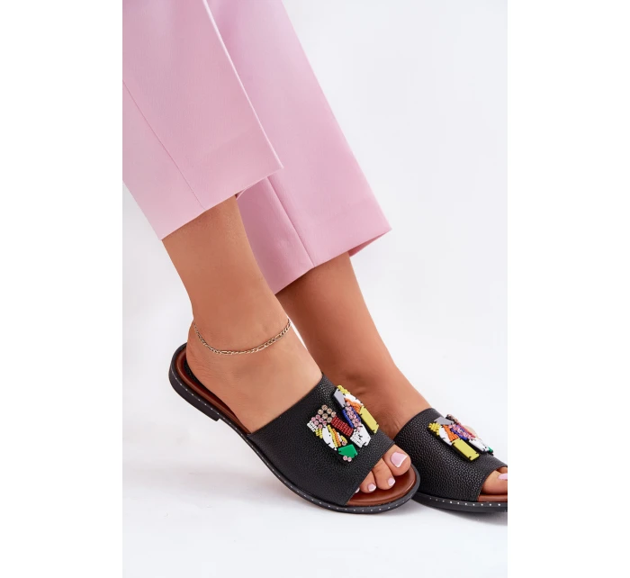 Dámské sandály na plochém podpatku s ozdobou černé model 21695688 - Boto
